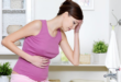 Nồng độ hormone progesterone tăng có thể khiến bà bầu ợ chua khi mang thai